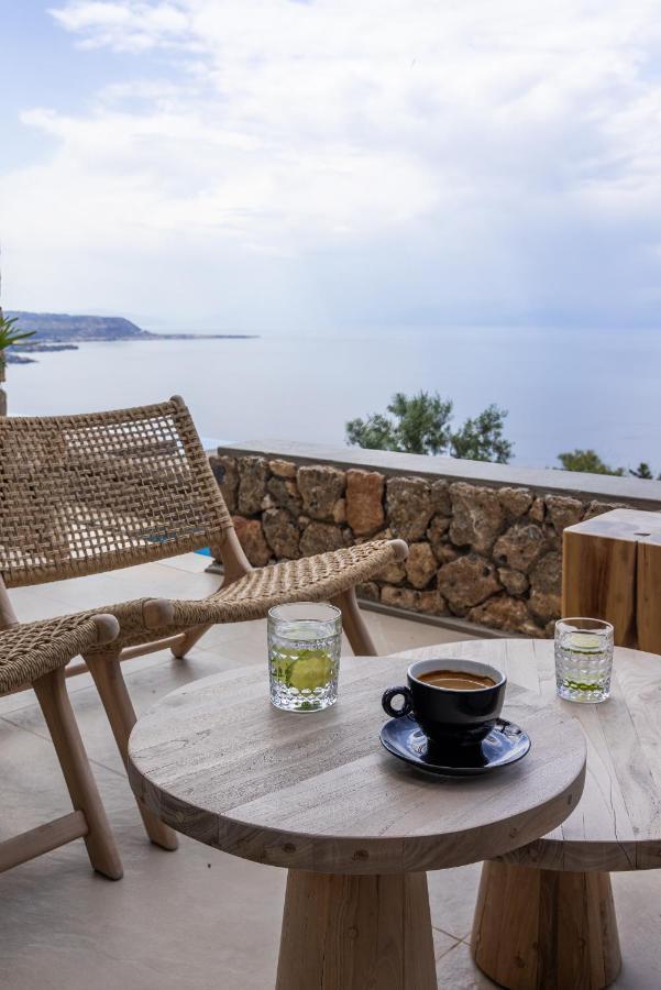 ​Le Grand Bleu Resort Derveni Exterior foto