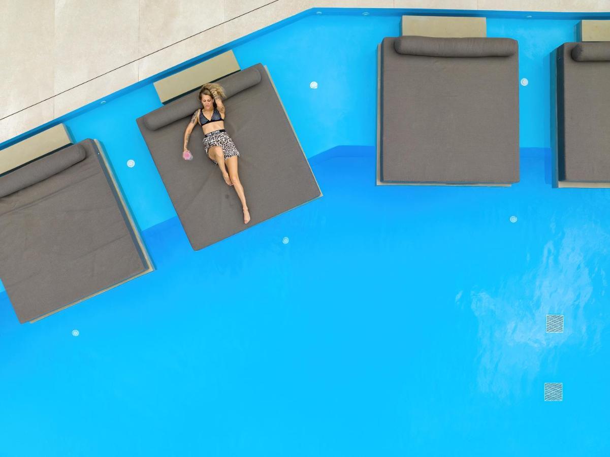 ​Le Grand Bleu Resort Derveni Exterior foto