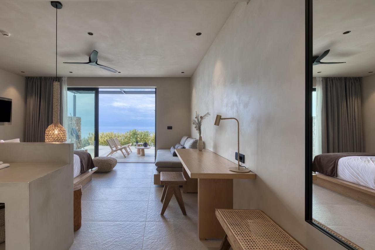 ​Le Grand Bleu Resort Derveni Exterior foto